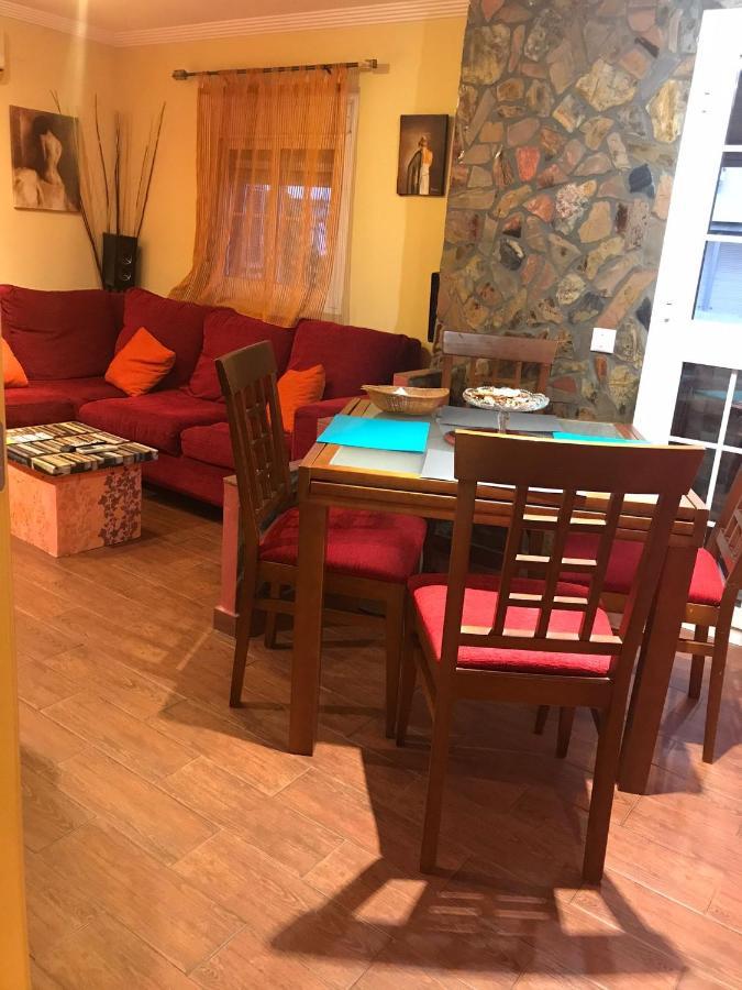 Apartamento Arbol De Vida - Cerca Estadio Cartuja Sevilla Bagian luar foto
